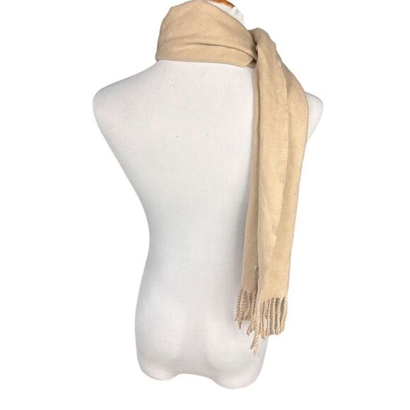 Scotland Unisex Beige Cashmere Scarf Fringed 62"x11.5" - Picture 3 of 4